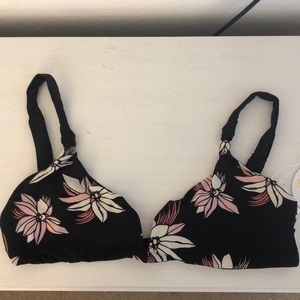 Koa Swim Castaway Top L